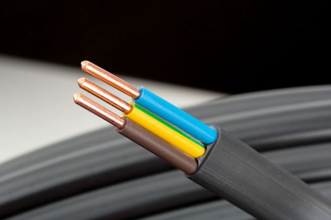 Cables especiales de control, solares y libres de halógenos